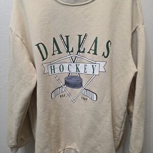 Dallas Hockey Cream Sweater